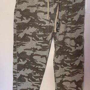 Men's Camouflage Jogger Pants size XL Thermalz
